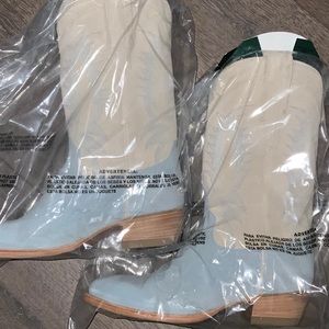 Tecovas Josie Boots Sky Blue-size 6.5